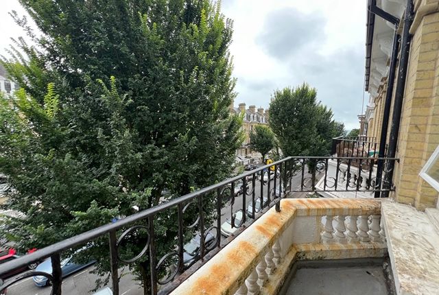 4, 31, First Avenue East Sussex, Hove photo 2