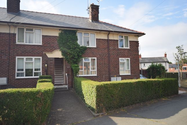 Thumbnail Flat to rent in Russell Grove, Wrexham