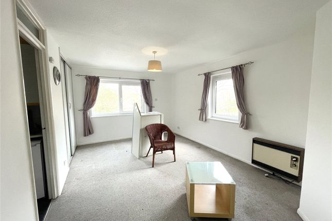 Studio to rent in Camelot Court, Ifield, Crawley, West Sussex