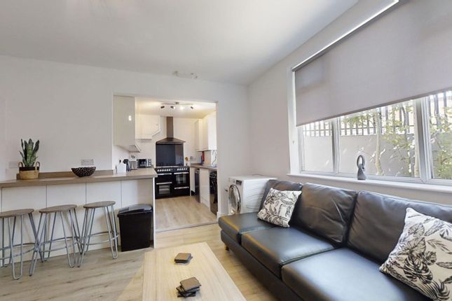 145 Charlotte Road, Sheffield photo 2