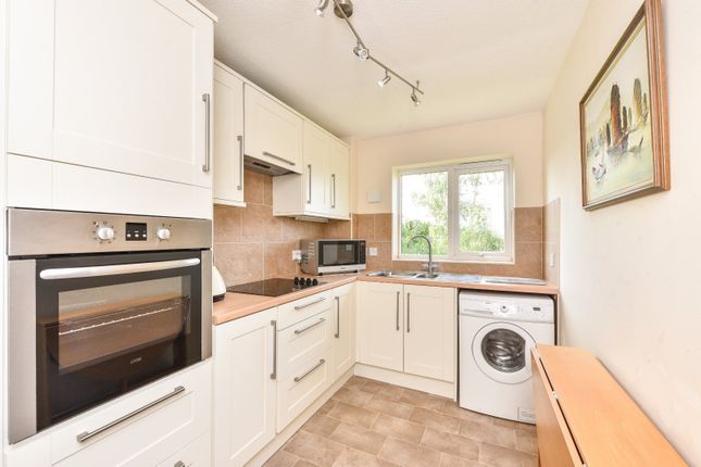 Flat for sale in St. Marys Close, Alton, Hampshire