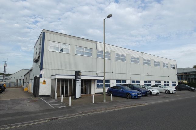 Light industrial to let in School Close, Chandler's Ford, Eastleigh, Hampshire