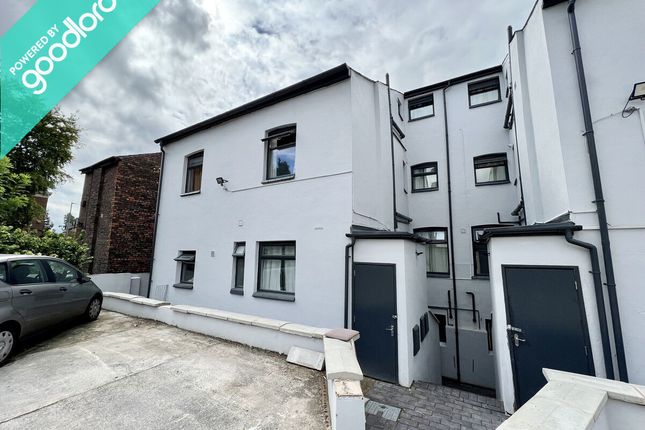 Thumbnail Flat to rent in Egerton Crescent, Manchester