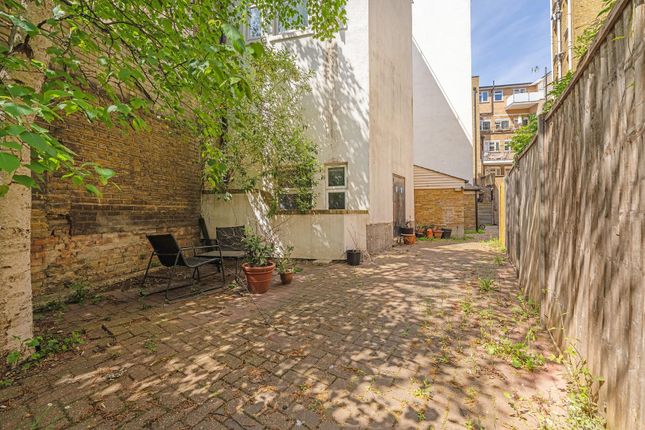 Shared Courtyard.Jpg