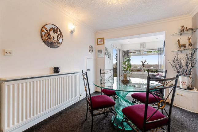 6, Belfield Rise, Paignton photo 4