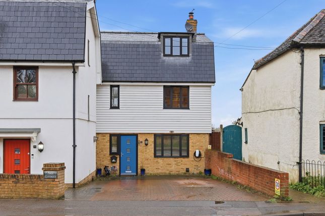 3-bed house on 2, Hall Cottages, Roydon, £535,000