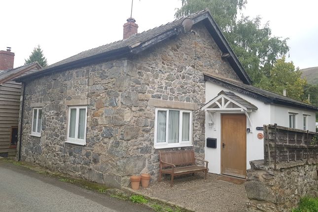 Thumbnail Detached bungalow to rent in Efail-Rhyd, Llanrhaeadr Ym Mochnant, Oswestry
