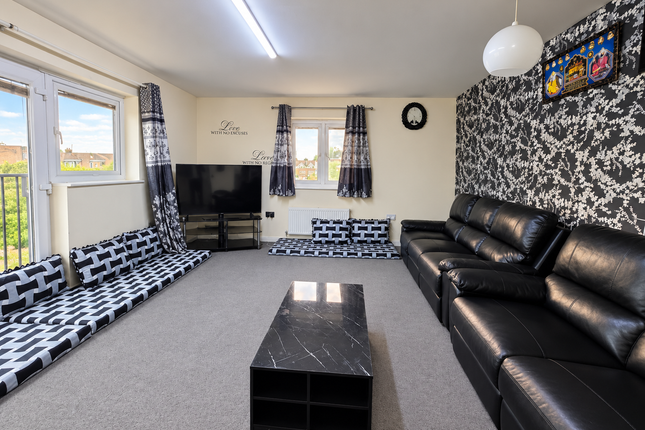 Seafox House, Hayes photo 2