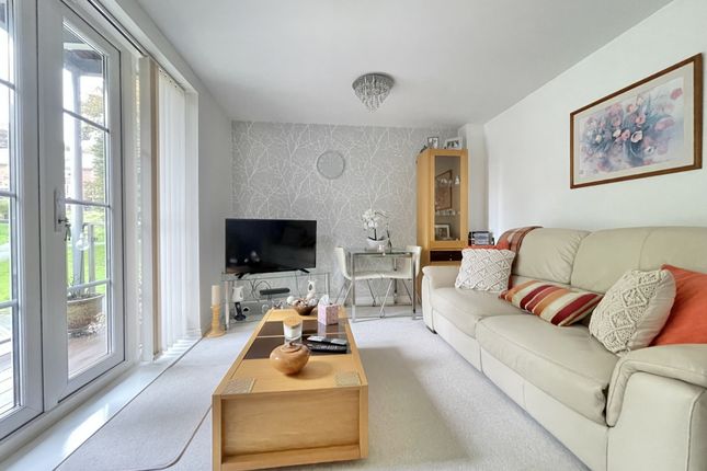 8 Furze House, Furze Court, Exeter photo 4