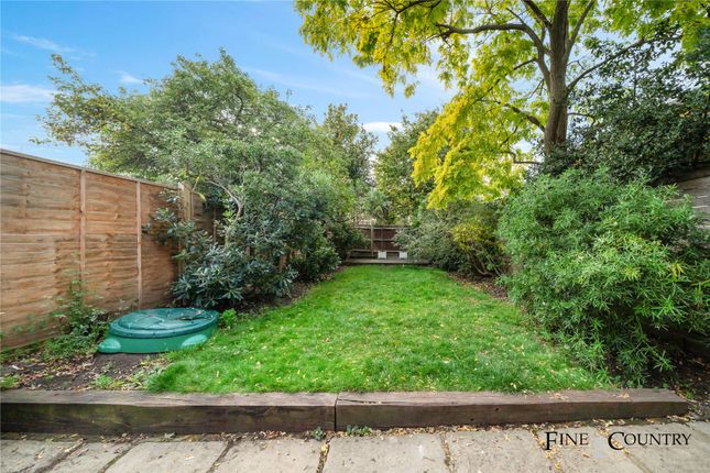 24, Lechmere Road, London photo 2