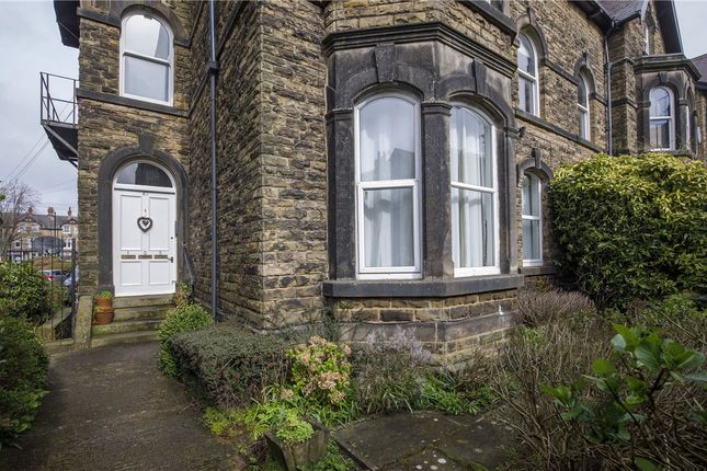 Flat to rent in East Parade, Harrogate