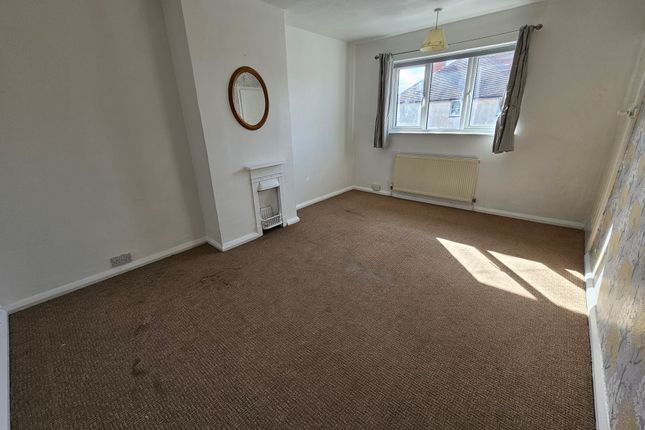 Semi-detached house to rent in Edmund Street, Kettering