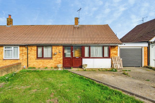 3-bed bungalow on Homedale Drive, Bedfordshire, £430,000