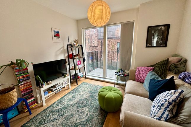 Flat for sale in Lockgate Mews, New Islington, Manchester