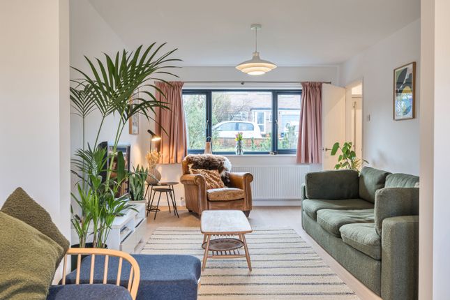 24, Butts Road, Devon photo 4