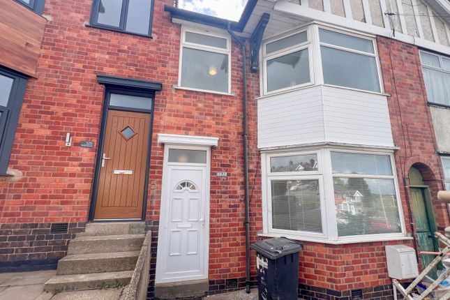 Terraced house to rent in 123 Broad Avenue, Leicester