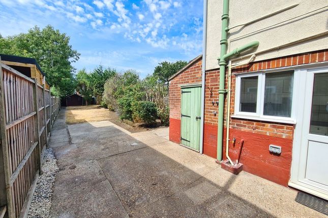 31, Fishers Road, Southampton photo 2