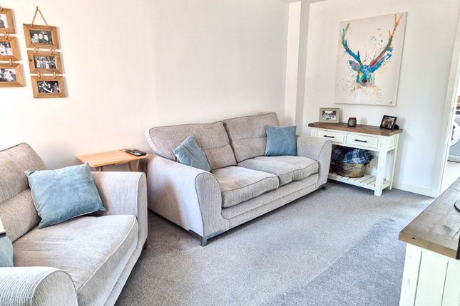 6, Boyce Way, Cardiff photo 3