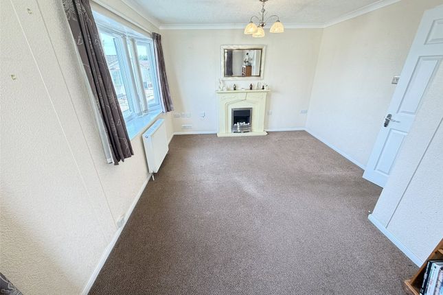 18 The Moorings,, Long Lane, Shropshire photo 3