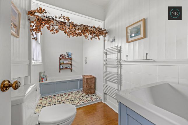 45 Derby Road, South Woodford, London photo 3