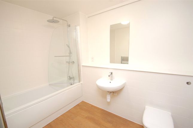 Flat to rent in Town Hall, Ingrave Road