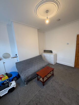 88, Knighton Fields Road West, Leicester photo 2