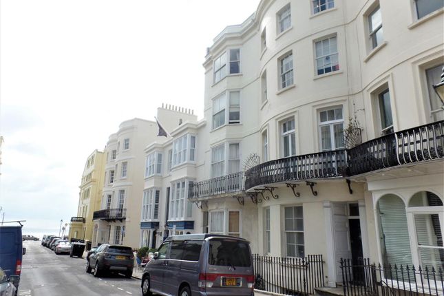 Thumbnail Flat to rent in Waterloo Street, Hove
