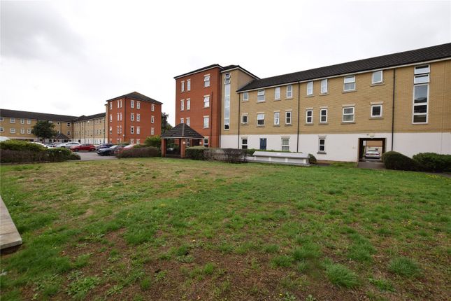 Thumbnail Flat for sale in Norfolk Court, Norwich Crescent, Chadwell Heath, Romford