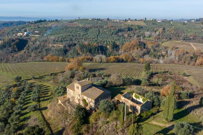 Farmhouse for sale in Tavarnelle Val di Pesa, Florence, Tuscany, Italy