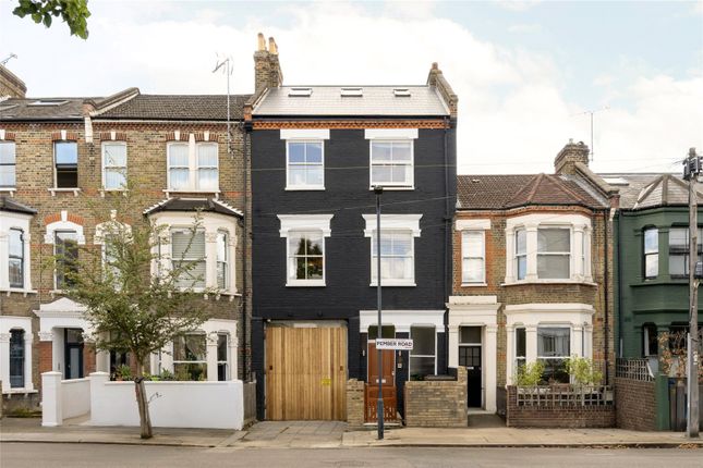 Top Floor Maisonette, 45, Pember Road, London photo 4