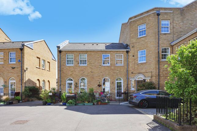 Terraced house for sale in Rotherhithe Street, Rotherhithe, London