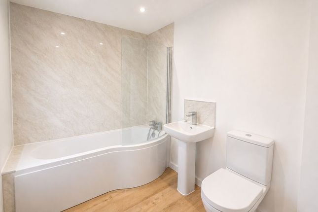 6, Staplers Court, Maidstone photo 4