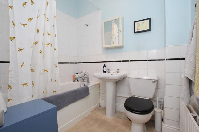 Flat to rent in Clare Road, Cotham, Bristol