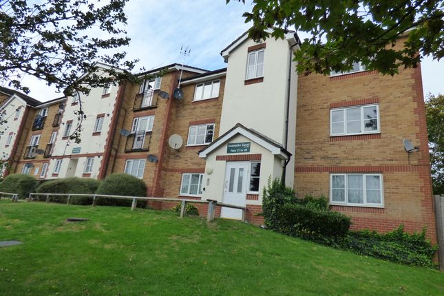 Thumbnail Flat for sale in Kingsway, Luton