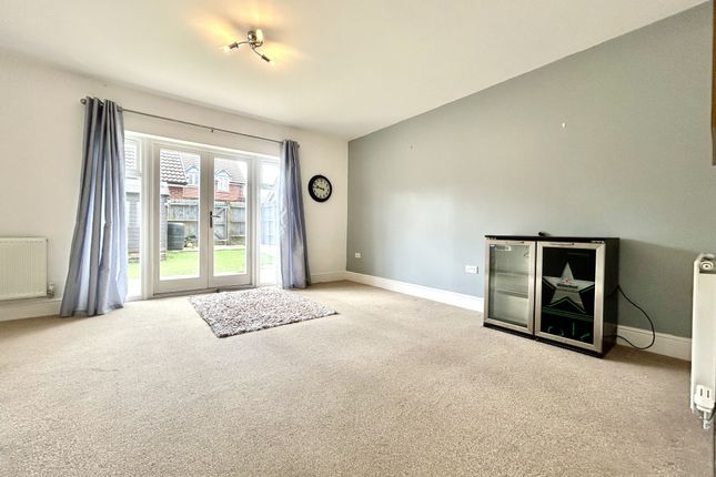 9 Buttons Avenue, Shaftesbury photo 2