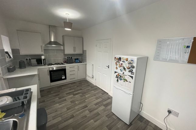 14 London Street, Mountain Ash photo 2