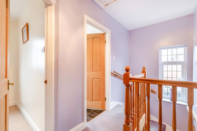 8640488-Interior33.Jpg
