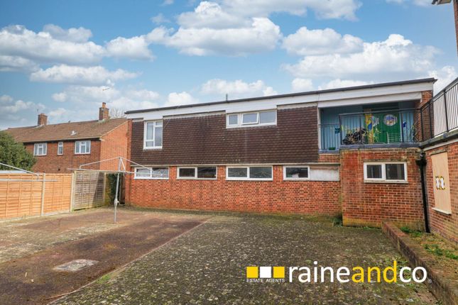 Thumbnail Maisonette for sale in Hillfield, Hatfield