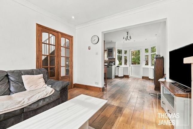 13, Rugby Avenue, London photo 2