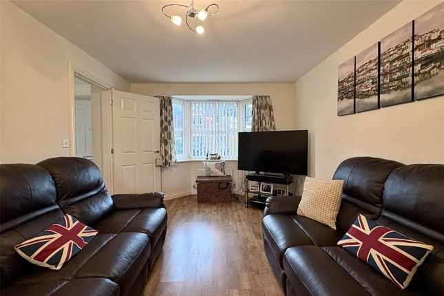17, Hollies Farm Drive, Ilkeston photo 3