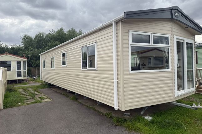 93, Riverview Holiday Park, Witham Bank photo 3