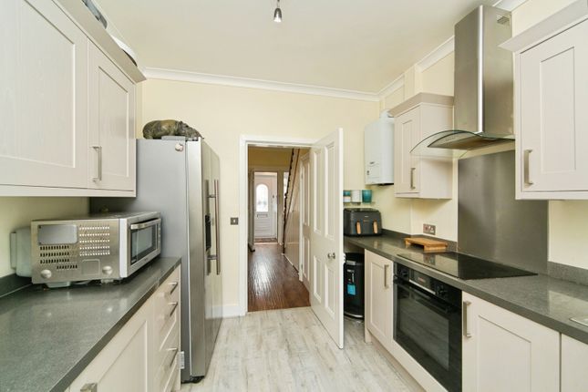 59, Coed Coch Road, Colwyn Bay photo 4