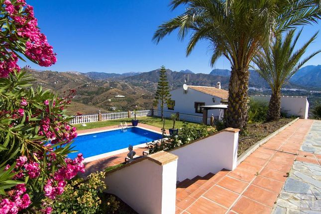Town house for sale in Torrox, Andalusia, Spain