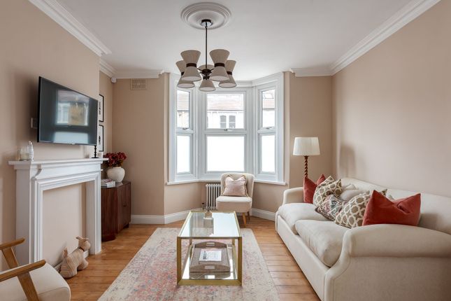 55 Braxfield Road, London photo 3