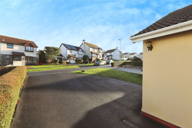 21, Lane Field Road, Devon photo 2