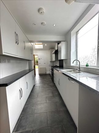 98, Newland Drive, Scunthorpe photo 3