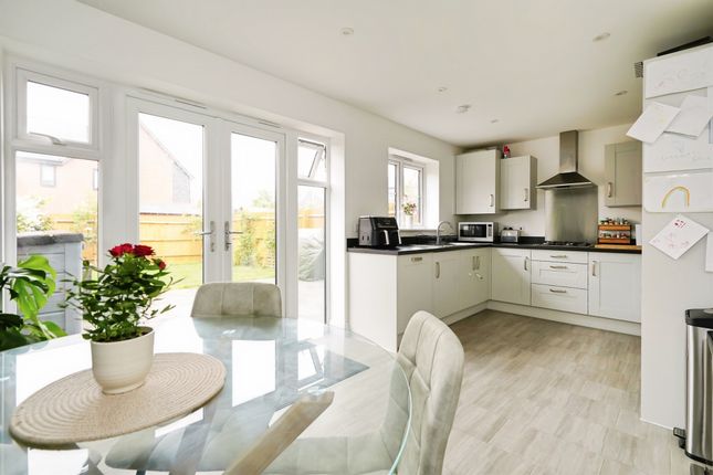 3, Hazel Grove, Wantage photo 3