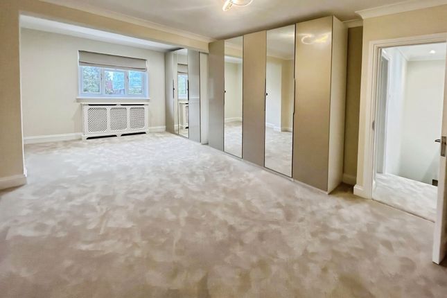 12, Ashbourne Road, Ealing photo 4