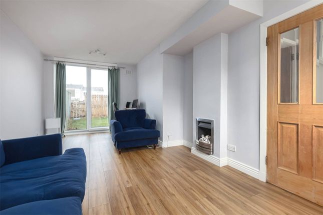 20 Buckstone Hill, Buckstone Edinburgh photo 3