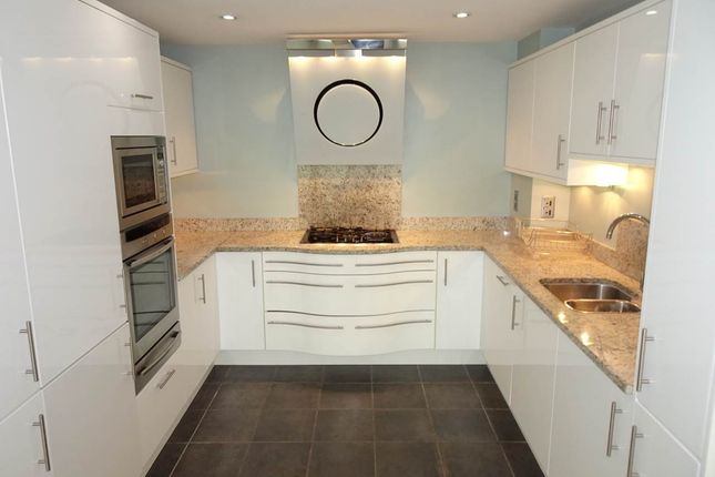 15, Evolution Cove, Stonehouse photo 5